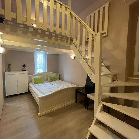 Smeraldo Apartamento *