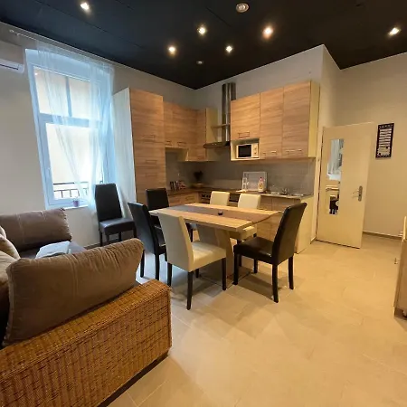 Smeraldo Апартаменты *