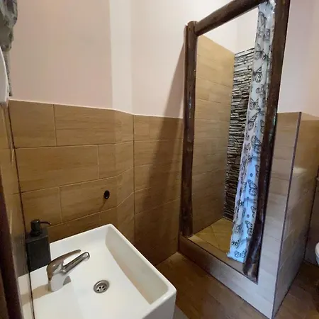 Smeraldo Apartment *